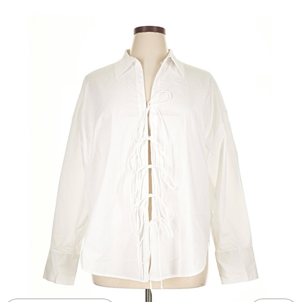 Express NWT open lace-up front blouse